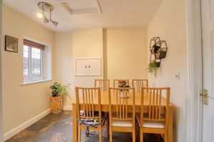 Diner- click for photo gallery